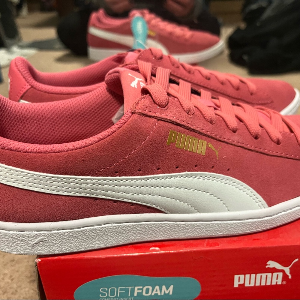Puma Vikky Pink and White SoftFoam Sneakers NEW size 9